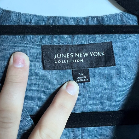 Jones New York Blue Linen Collarless Button Down Shirt w/ Breast Pockets Size 14 - Picture 3 of 10